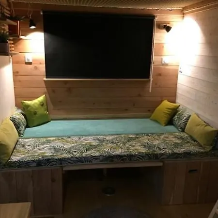 度假居 Ravissante Tiny House Proche Futuroscope